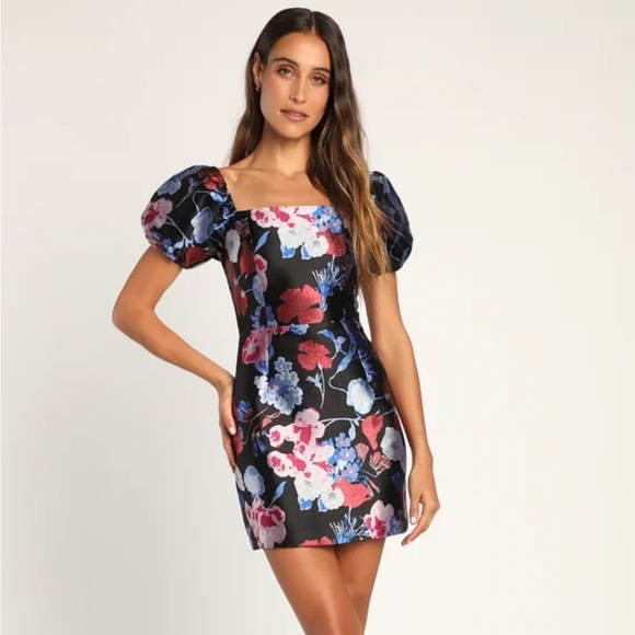 NWT Lulus So Stunning Jacquard Puff Sleeve Mini Dress S Black Multi Floral - Picture 1 of 16